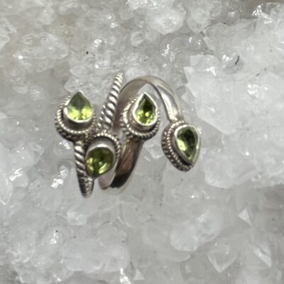 Bague argent 925 - pierre naturelle  péridot - "El amor"